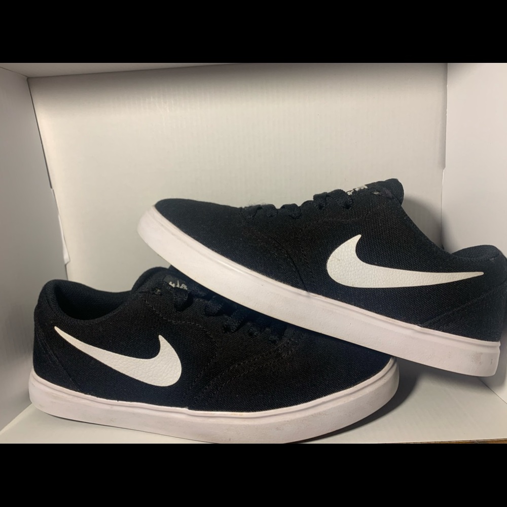Nike Sb charge